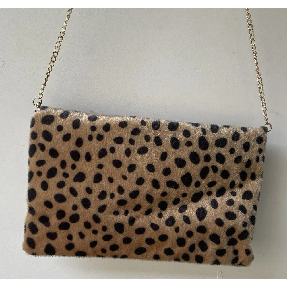 Women Leopard Print Crossbody Bag Medium Chain Strap - Picture 2 of 6